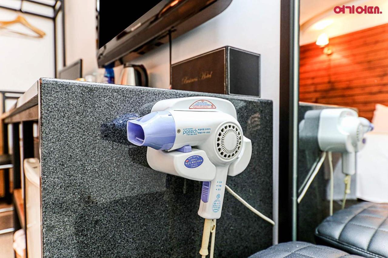 Cheonan Business Hotel Bagian luar foto
